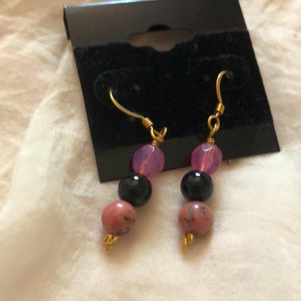 NWT Rhodonite Onyx Earrings 14kgf